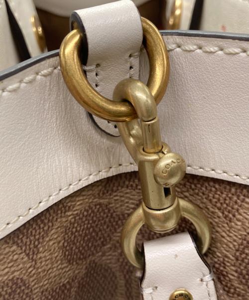 COACH（コーチ）COACH (コーチ) ホースアンドキャリッジ 2WAYバッグ ホワイト×ベージュの古着・服飾アイテム