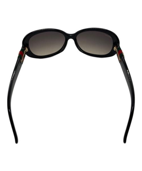 GUCCI（グッチ）GUCCI (グッチ) インターロッキングG ウェブ シェリーライン サングラス ブラック サイズ:57□16-135の古着・服飾アイテム