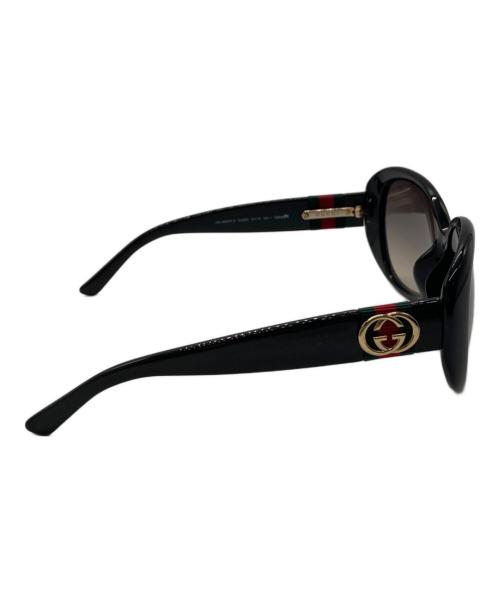 GUCCI（グッチ）GUCCI (グッチ) インターロッキングG ウェブ シェリーライン サングラス ブラック サイズ:57□16-135の古着・服飾アイテム