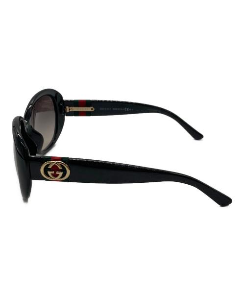 GUCCI（グッチ）GUCCI (グッチ) インターロッキングG ウェブ シェリーライン サングラス ブラック サイズ:57□16-135の古着・服飾アイテム