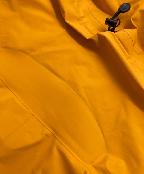 ARC'TERYX（アークテリクス）ARC'TERYX (アークテリクス) BETA SL JACKET オレンジ サイズ:Ｍの古着・服飾アイテム
