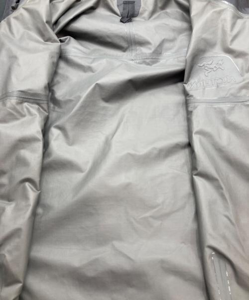 ARC'TERYX（アークテリクス）ARC'TERYX (アークテリクス) BETA SL JACKET オレンジ サイズ:Ｍの古着・服飾アイテム