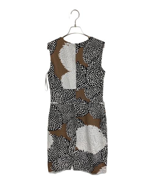 MaxMara（マックスマーラ）MaxMara (マックスマーラ) 総柄ノースリーブワンピース ホワイト×ブラック サイズ:38の古着・服飾アイテム