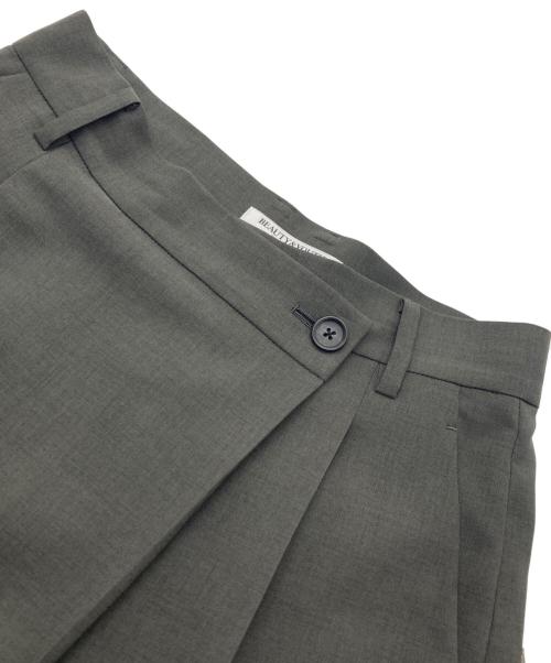 BEAUTY&YOUTH UNITED ARROWS（ビューティーアンドユースユナイテッドアローズ）BEAUTY&YOUTH UNITED ARROWS (ビューティーアンドユースユナイテッドアローズ) ポプリン 2タック ラップパンツ -ウォッシャブル- グレー サイズ:XSの古着・服飾アイテム