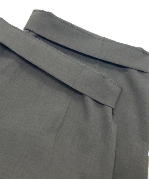 BEAUTY&YOUTH UNITED ARROWS（ビューティーアンドユースユナイテッドアローズ）BEAUTY&YOUTH UNITED ARROWS (ビューティーアンドユースユナイテッドアローズ) ポプリン 2タック ラップパンツ -ウォッシャブル- グレー サイズ:XSの古着・服飾アイテム