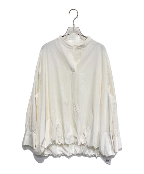 UNTITLED（アンタイトル）UNTITLED (アンタイトル) バルーンヘムブラウス ホワイト サイズ:3Lの古着・服飾アイテム