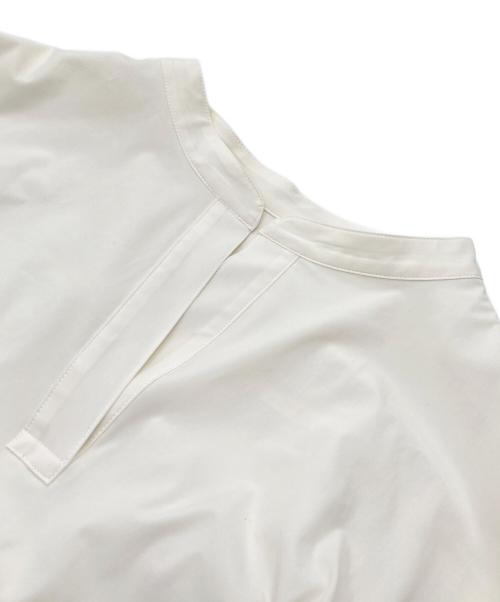 UNTITLED（アンタイトル）UNTITLED (アンタイトル) バルーンヘムブラウス ホワイト サイズ:3Lの古着・服飾アイテム