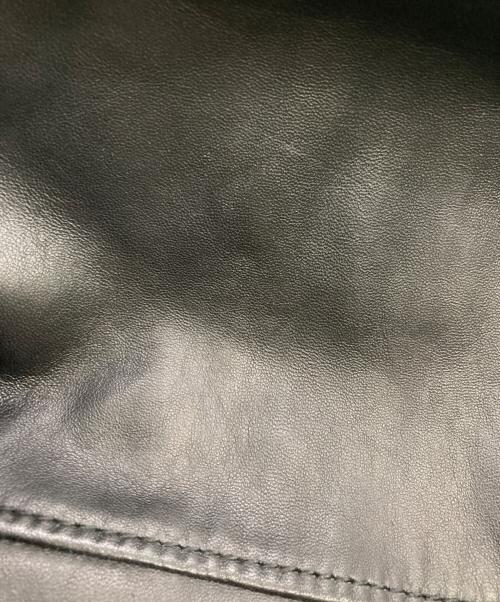 BOSS HUGO BOSS（ボス ヒューゴボス）BOSS HUGO BOSS (ボス ヒューゴボス) ラムレザーブルゾン ブラック サイズ:48の古着・服飾アイテム