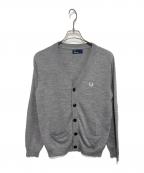 FRED PERRYフレッドペリー）の古着「ユニオンジャックエルボーパッチカーディガン」｜グレー