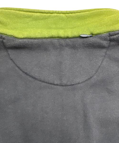 HUF（ハフ）HUF (ハフ) ハーフ刺繍ロゴジップ ネイビー×グリーン サイズ:Lの古着・服飾アイテム