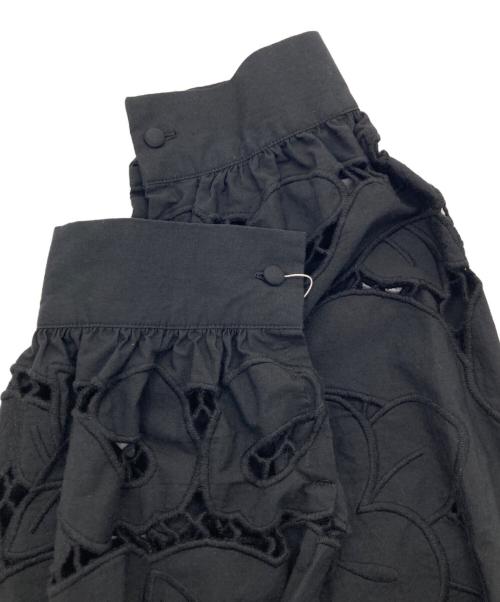 BEAUTY&YOUTH（ビューティーアンドユース）BEAUTY&YOUTH (ビューティーアンドユース) コットン エンブロイダリー シャツ -2WAY- ブラック サイズ:FREE 未使用品の古着・服飾アイテム