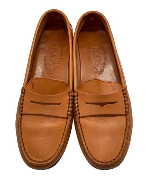 TOD'S（トッズ）TOD'S (トッズ) ドライビングシューズ オレンジ サイズ:36の古着・服飾アイテム