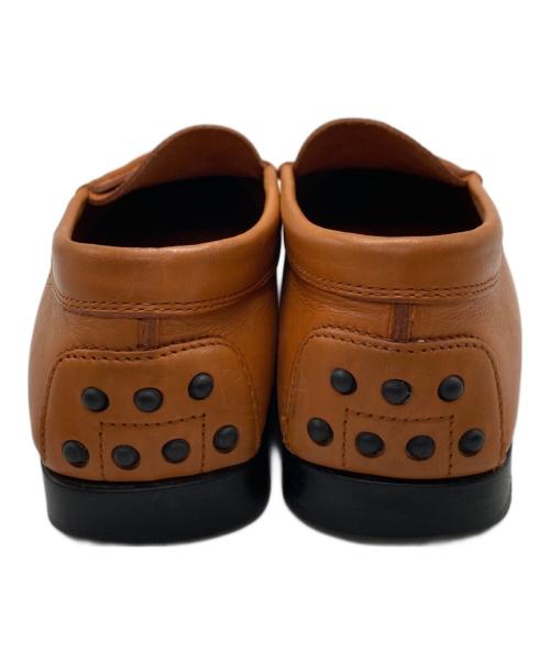 TOD'S（トッズ）TOD'S (トッズ) ドライビングシューズ オレンジ サイズ:36の古着・服飾アイテム