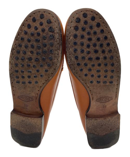 TOD'S（トッズ）TOD'S (トッズ) ドライビングシューズ オレンジ サイズ:36の古着・服飾アイテム