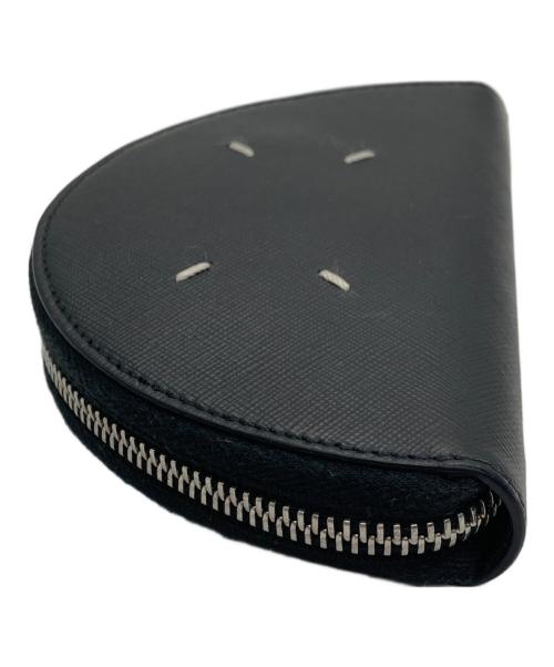 Maison Margiela（メゾンマルジェラ）Maison Margiela (メゾンマルジェラ) マイクロハーフムーンポーチ ブラックの古着・服飾アイテム
