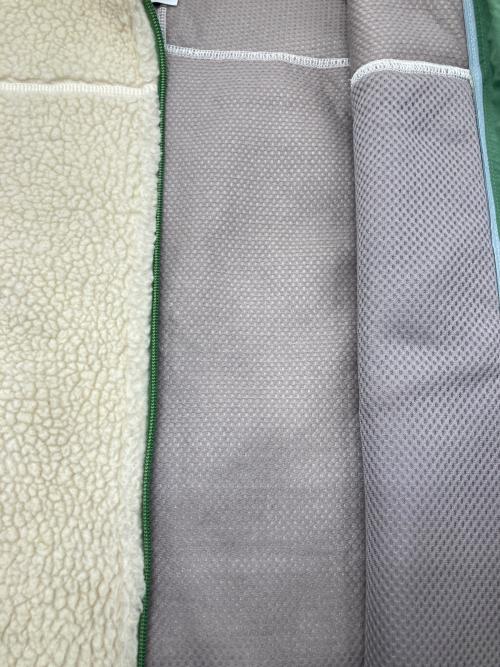 Patagonia（パタゴニア）Patagonia (パタゴニア) クラシック レトロX ベスト ベージュ×グリーン サイズ:Ｓの古着・服飾アイテム