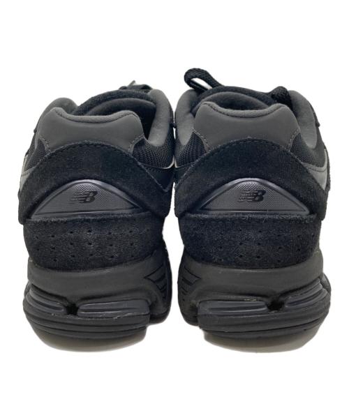 NEW BALANCE（ニューバランス）NEW BALANCE (ニューバランス) 2002R ローカットスニーカー ブラック サイズ:US8.5/UK8/EU42/JP26.5の古着・服飾アイテム