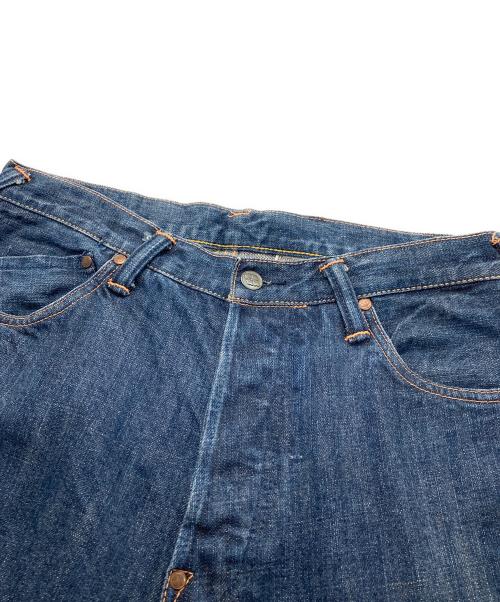 YAMANE（ヤマネ）YAMANE (ヤマネ) バックプリントデニムパンツ インディゴ サイズ:W32×L34の古着・服飾アイテム