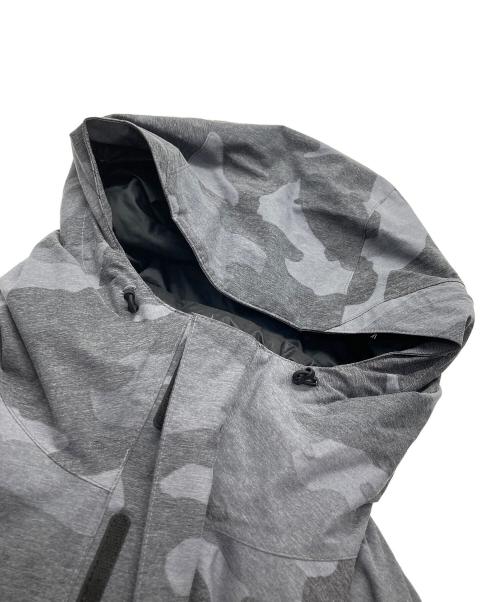 THE NORTH FACE（ザ ノース フェイス）THE NORTH FACE (ザ ノース フェイス) ゼウス トリクライメイトジャケット グレー サイズ:Lの古着・服飾アイテム