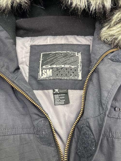 OAKLEY（オークリー）OAKLEY (オークリー) フード付きナイロンジャケット ブラック サイズ:SMの古着・服飾アイテム