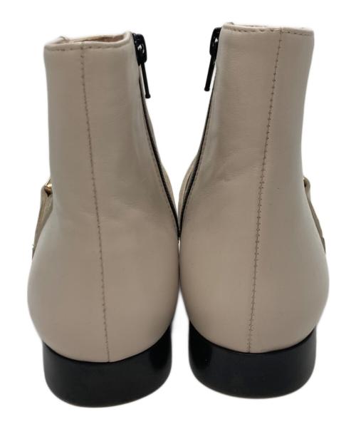 CORSO ROMA 9（コルソローマノーヴェ）CORSO ROMA 9 (コルソローマノーヴェ) ショートブーツ アイボリー サイズ:35の古着・服飾アイテム