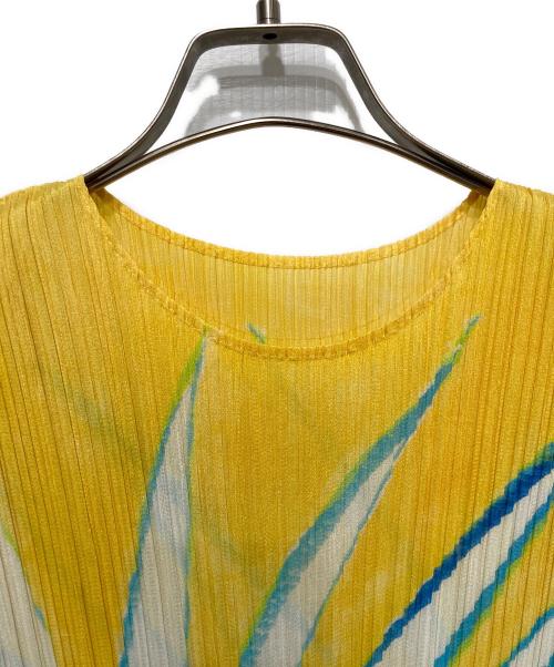 PLEATS PLEASE（プリーツプリーズ）PLEATS PLEASE (プリーツプリーズ) ノースリーブプリーツワンピース イエロー サイズ:FREEの古着・服飾アイテム