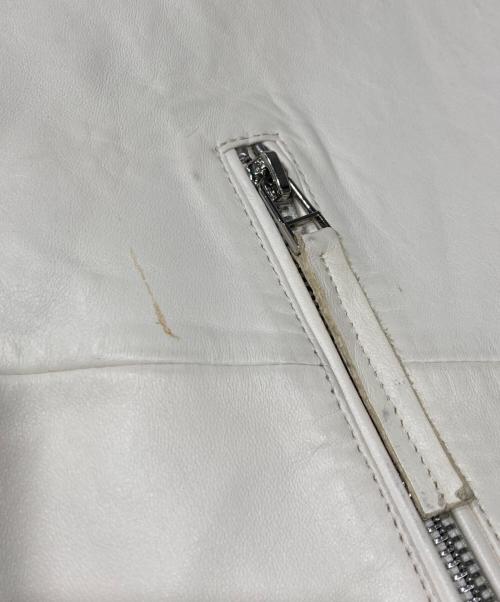 BOSS HUGO BOSS（ボス ヒューゴボス）BOSS HUGO BOSS (ボス ヒューゴボス) ラムレザーフーデッドジャケット ホワイト サイズ:48の古着・服飾アイテム