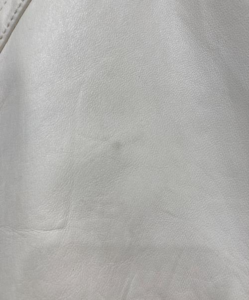 BOSS HUGO BOSS（ボス ヒューゴボス）BOSS HUGO BOSS (ボス ヒューゴボス) ラムレザーフーデッドジャケット ホワイト サイズ:48の古着・服飾アイテム