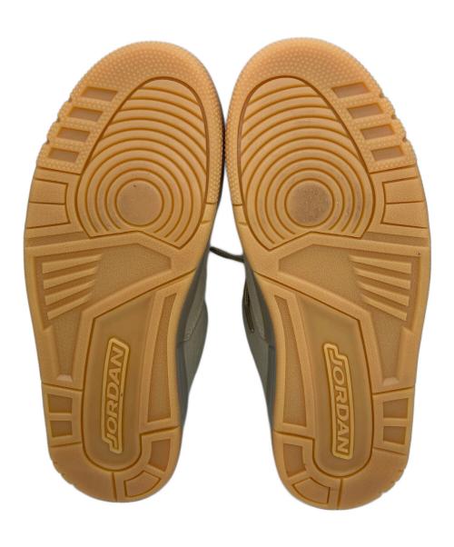 NIKE（ナイキ）NIKE (ナイキ) ジョーダン コートサイド 23 WE ベージュ サイズ:US9/UK8/EU42.5の古着・服飾アイテム