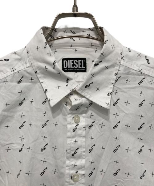 DIESEL（ディーゼル）DIESEL (ディーゼル) ロゴシャツ ホワイト サイズ:Ｍの古着・服飾アイテム