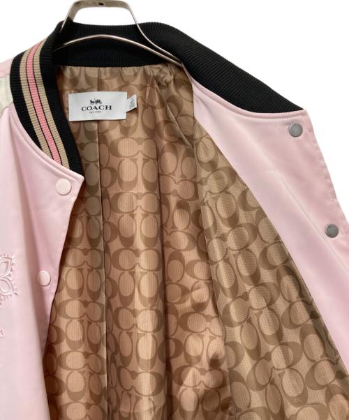 COACH（コーチ）COACH (コーチ) オーバーサイズバンダナスーベニアジャケット ピンク サイズ:Ｍの古着・服飾アイテム