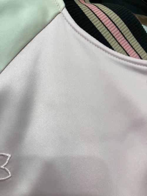 COACH（コーチ）COACH (コーチ) オーバーサイズバンダナスーベニアジャケット ピンク サイズ:Ｍの古着・服飾アイテム