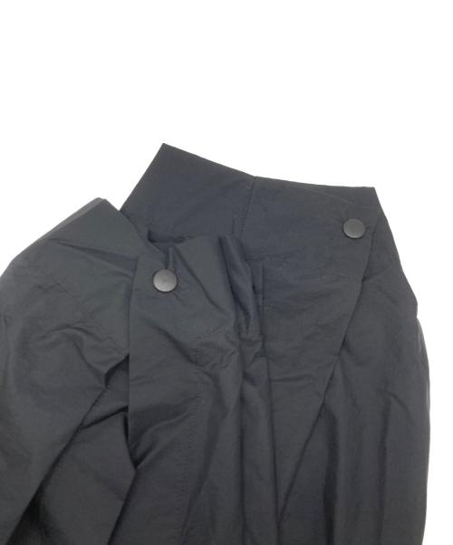 ISSEY MIYAKE（イッセイミヤケ）ISSEY MIYAKE (イッセイミヤケ) ナイロンパラシュートパンツ ブラック サイズ:1の古着・服飾アイテム