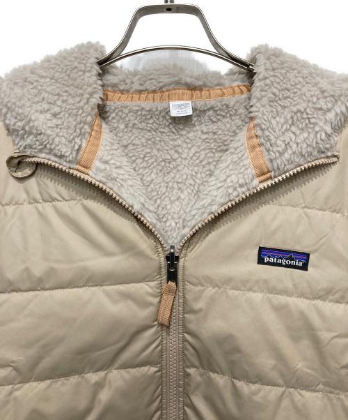 Patagonia（パタゴニア）Patagonia (パタゴニア) キッズ・リバーシブル・レディ・フレディ・フーディ ベージュ サイズ:XXL（キッズ）の古着・服飾アイテム