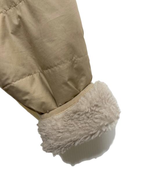 Patagonia（パタゴニア）Patagonia (パタゴニア) キッズ・リバーシブル・レディ・フレディ・フーディ ベージュ サイズ:XXL（キッズ）の古着・服飾アイテム