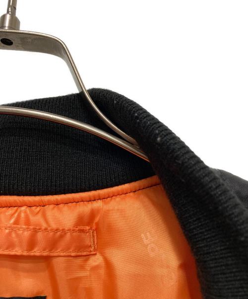 A BATHING APE（ア ベイシング エイプ）A BATHING APE (ア ベイシング エイプ) BAPE STENCIL LOOSE FIT MA-1 ブラック サイズ:Lの古着・服飾アイテム