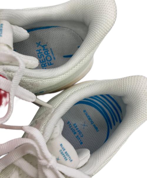 NEW BALANCE（ニューバランス）NEW BALANCE (ニューバランス) Blue Bottle Coffee (ブルーボトルコーヒー) ローカットスニーカー ホワイト×ブルー サイズ:27.5㎝の古着・服飾アイテム