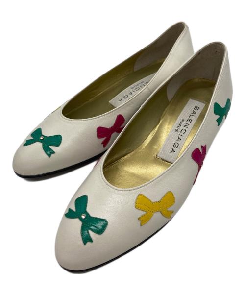 BALENCIAGA（バレンシアガ）BALENCIAGA (バレンシアガ) リボン柄パンプス ホワイト サイズ:36の古着・服飾アイテム