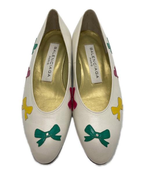 BALENCIAGA（バレンシアガ）BALENCIAGA (バレンシアガ) リボン柄パンプス ホワイト サイズ:36の古着・服飾アイテム