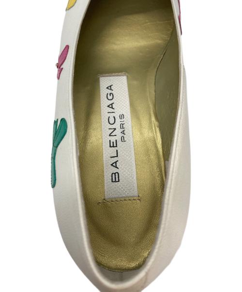 BALENCIAGA（バレンシアガ）BALENCIAGA (バレンシアガ) リボン柄パンプス ホワイト サイズ:36の古着・服飾アイテム