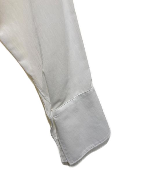 BLUE LABEL CRESTBRIDGE（ブルーレーベルクレストブリッジ）BLUE LABEL CRESTBRIDGE (ブルーレーベルクレストブリッジ) ラッフルカラーブラウス ホワイト サイズ:Mの古着・服飾アイテム