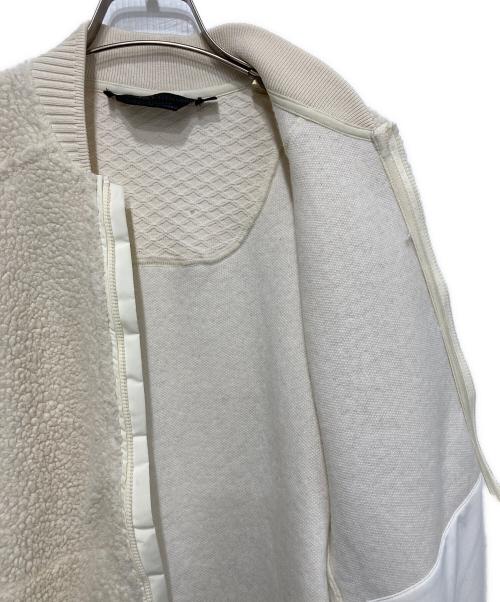 CANADA GOOSE（カナダグース）CANADA GOOSE (カナダグース) フリースジャケット ホワイト サイズ:Ｓの古着・服飾アイテム