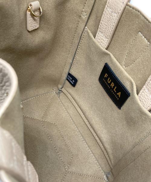 FURLA（フルラ）FURLA (フルラ) ネット ミニ ショルダーバッグ ベージュの古着・服飾アイテム