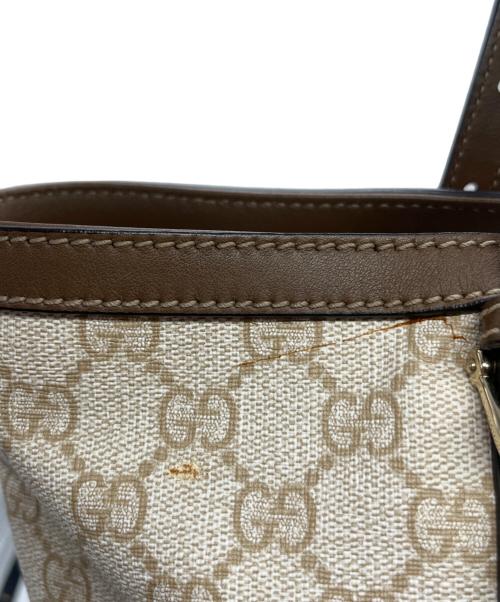 GUCCI（グッチ）GUCCI (グッチ) GGスプリームキャンバストートバッグ ホワイト×ブラウンの古着・服飾アイテム