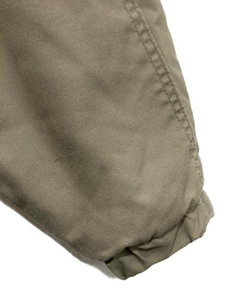 US ARMY（ユーエスアーミー）US ARMY (ユーエスアーミー) ECWCS GEN3 LEVEL7 プリマロフトジャケット グレー サイズ:M-REGULARの古着・服飾アイテム