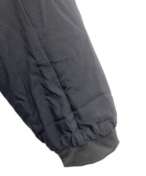 ARC'TERYX（アークテリクス）ARC'TERYX (アークテリクス) アトム AR フーディ ブラック サイズ:Ｓの古着・服飾アイテム