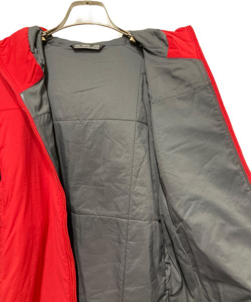 ARC'TERYX（アークテリクス）ARC'TERYX (アークテリクス) プロトンフーディー レッド サイズ:XSの古着・服飾アイテム