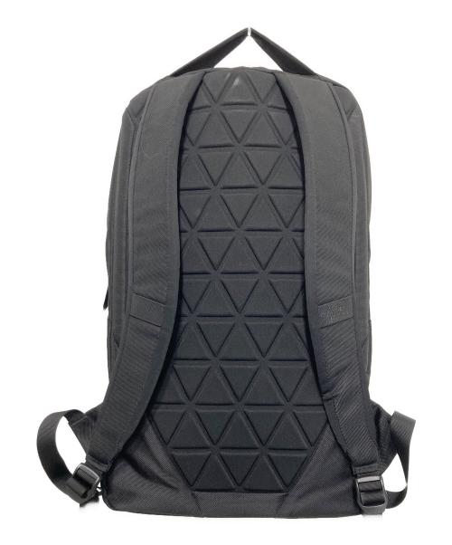 THE NORTH FACE（ザ ノース フェイス）THE NORTH FACE (ザ ノース フェイス) シャトルデイパック ブラックの古着・服飾アイテム