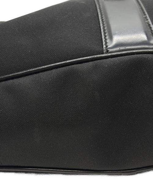 Salvatore Ferragamo（サルヴァトーレ フェラガモ）Salvatore Ferragamo (サルヴァトーレ フェラガモ) ワンショルダーバッグ ブラックの古着・服飾アイテム