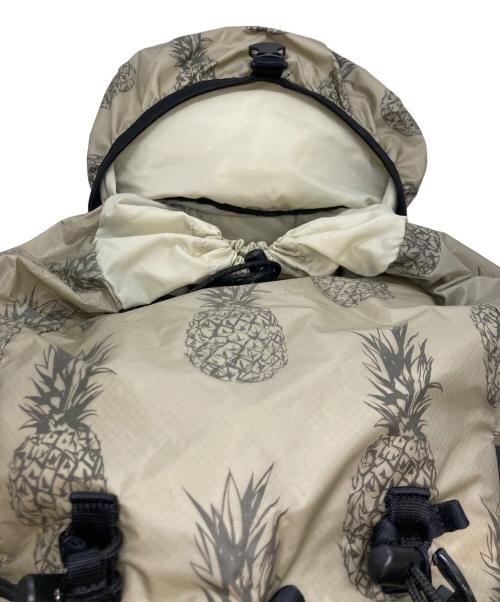 ear PAPILLONNER（イアパピヨネ）ear PAPILLONNER (イアパピヨネ) BURLAP OUTFITTER (バーラップアウトフィッター) コラボバックパック ベージュの古着・服飾アイテム